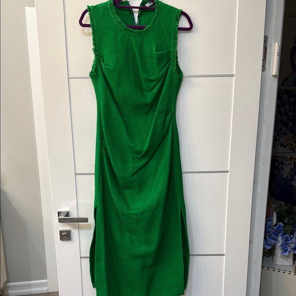 Zara Elegant Green Sleeveless midi Dress